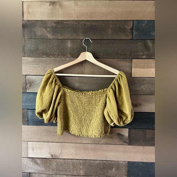Modern Wild Fable Mustard Yellow Smocked Puff Sleeve Crop Top – Size M - Picture 10 of 12